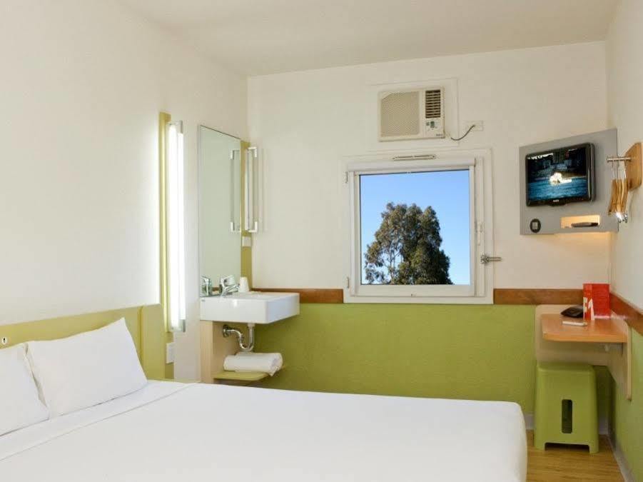 Ibis Budget Канберра Экстерьер фото