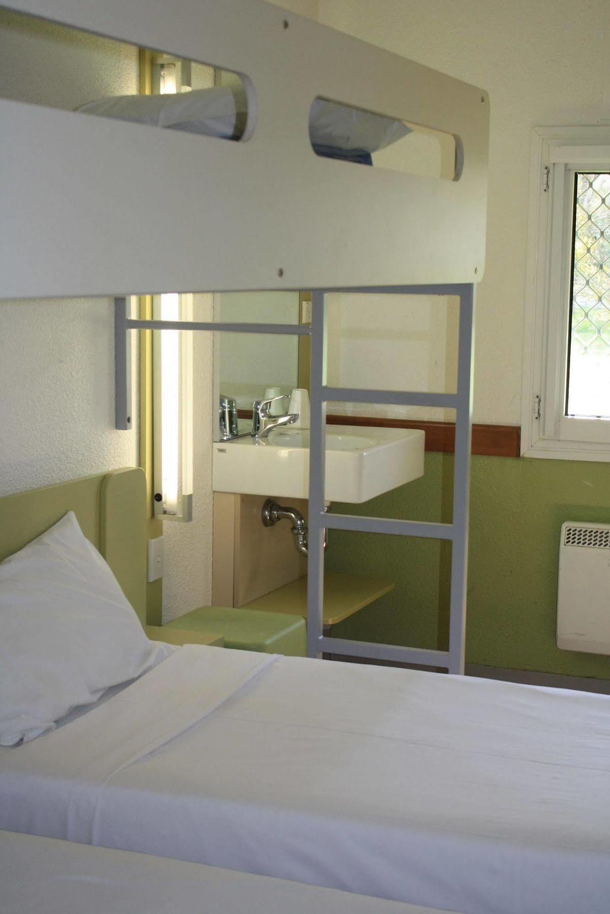 Ibis Budget Канберра Экстерьер фото
