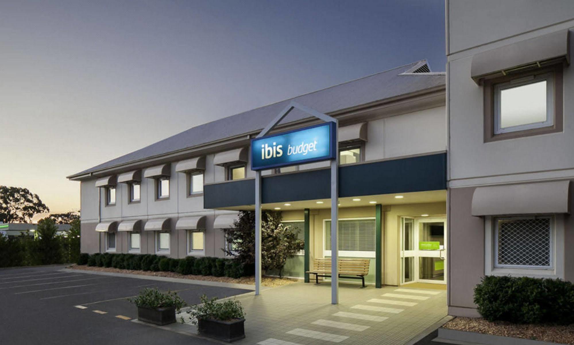 Ibis Budget Канберра Экстерьер фото